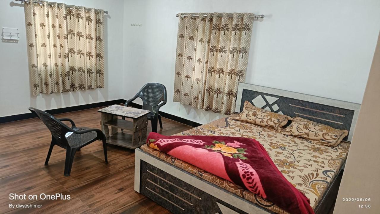 Gir Madhuli Farmhouse ササン・ギル エクステリア 写真